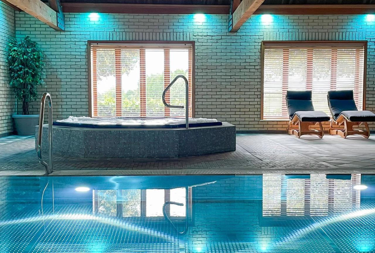 Rowan Boutique Lodge For Couples With A Dog York Eksteriør bilde
