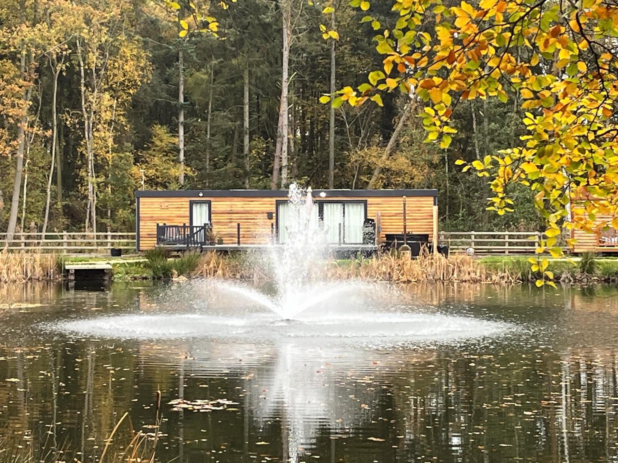 Rowan Boutique Lodge For Couples With A Dog York Eksteriør bilde